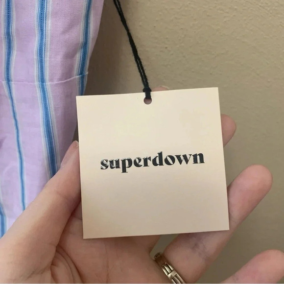 Superdown Cropped Halter Top Size small NWT - Picture 7 of 9